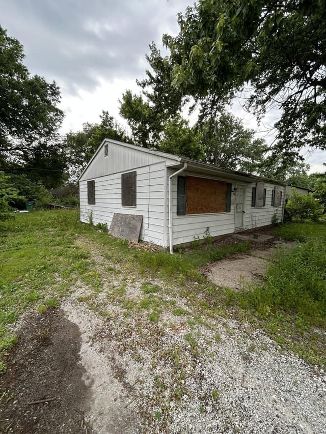 1320 Williams St, Sauget, IL: owner financed home, photo 20