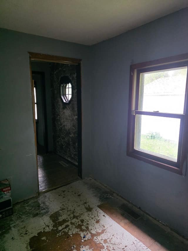 132 N 23rd Place, Decatur, IL: owner financed home, photo 4