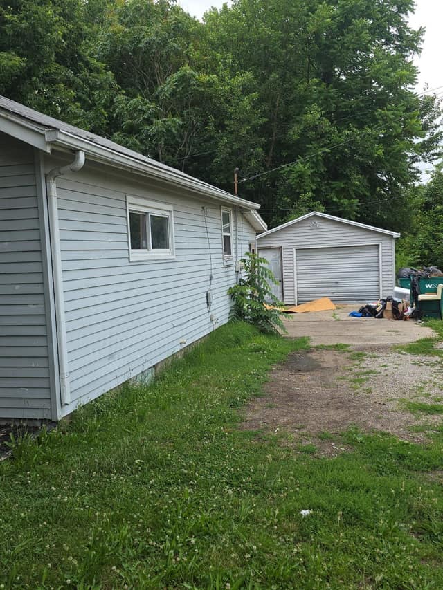 132 N 23rd Place, Decatur, IL: owner financed home, photo 22