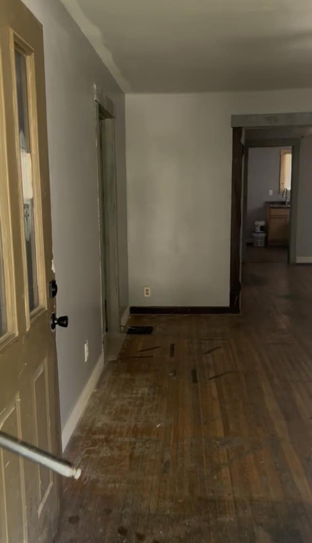 1365 E Walnut St, Decatur, IL: owner financed home, photo 9
