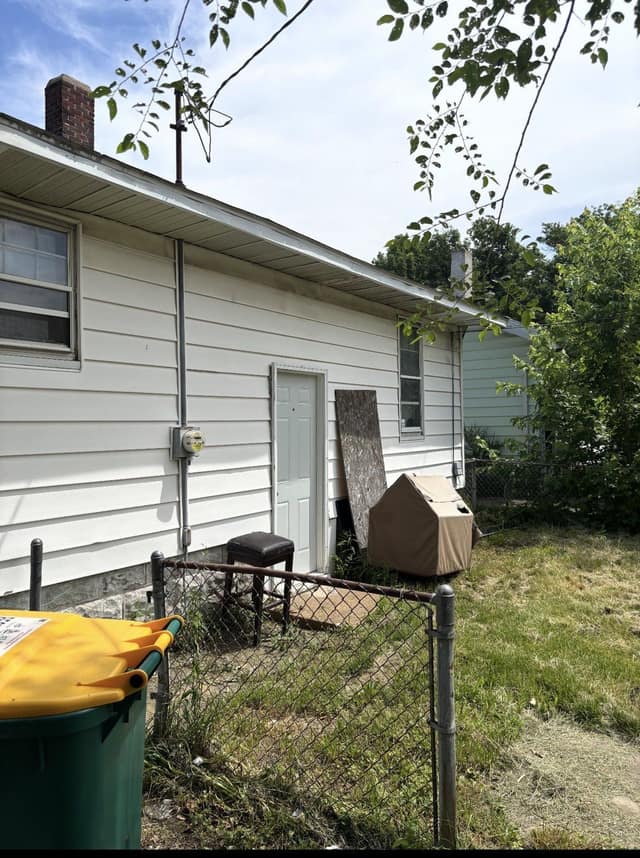 1365 E Walnut St, Decatur, IL: owner financed home, photo 27