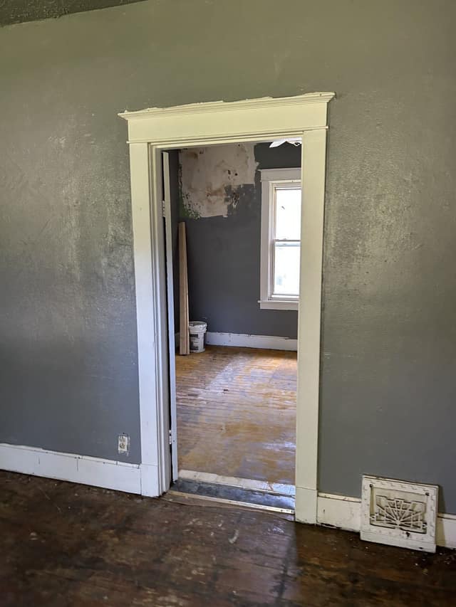 1405 N 54th St, East St. Louis, IL: owner financed home, photo 5