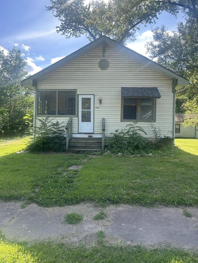 1405 N 54th St, East St. Louis, IL: owner financed home, photo 1