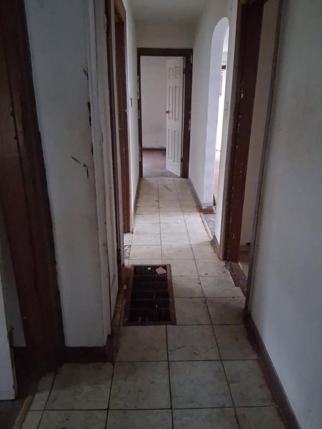 1422 N 54th St E, East St. Louis, IL: owner financed home, photo 6