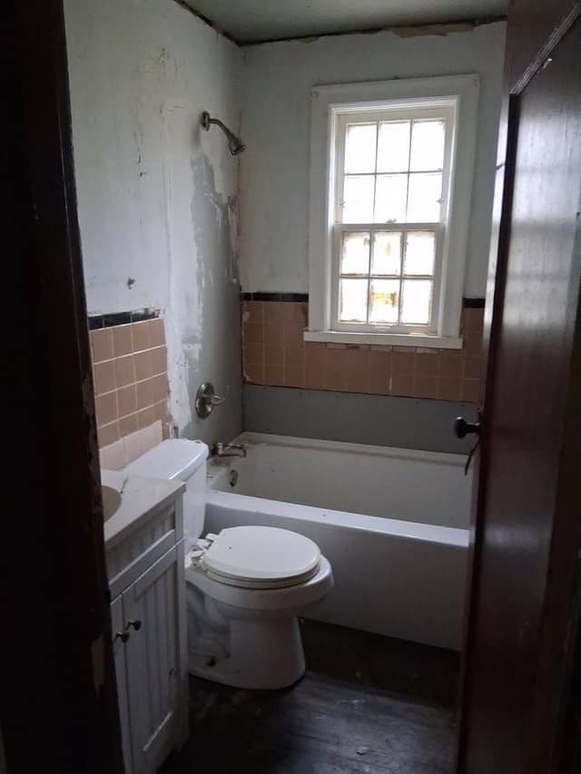 1422 N 54th St E, East St. Louis, IL: owner financed home, photo 13