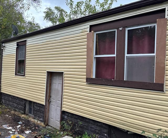 1422 N 54th St E, East St. Louis, IL: owner financed home, photo 1