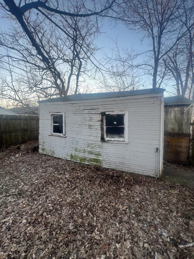 1527 E Decatur St, Decatur, IL: owner financed home, photo 14