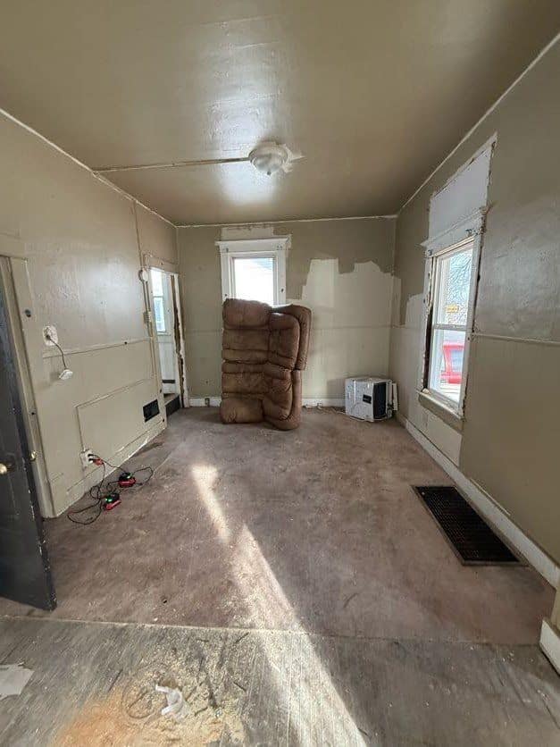 1755 Monroe St, Decatur, IL: owner financed home, photo 10
