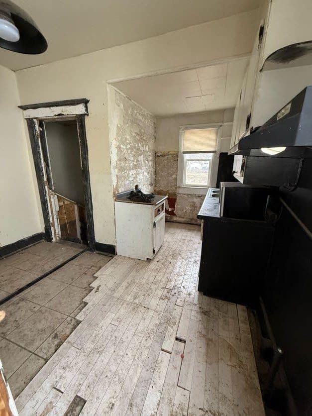 1755 Monroe St, Decatur, IL: owner financed home, photo 15