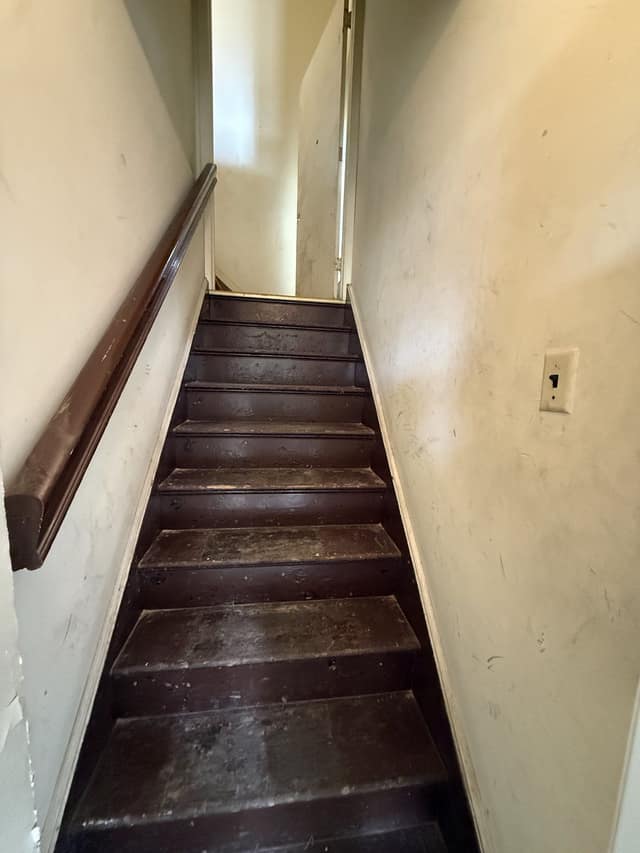 1975 E North St, Decatur, IL: owner financed home, photo 3