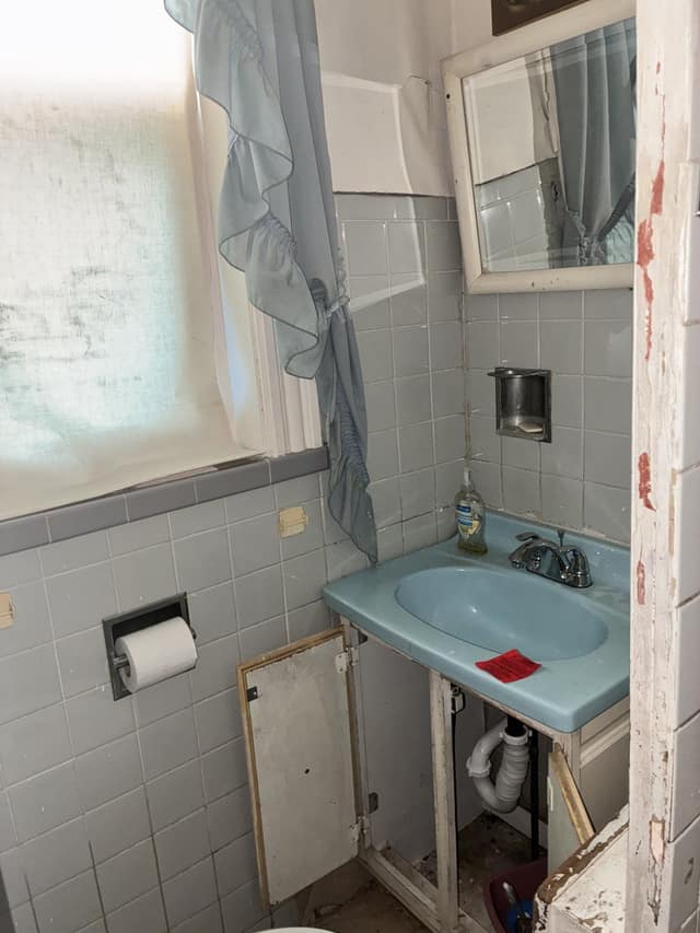2028 E Prairie Ave, St. Louis, MO: owner financed home, photo 17