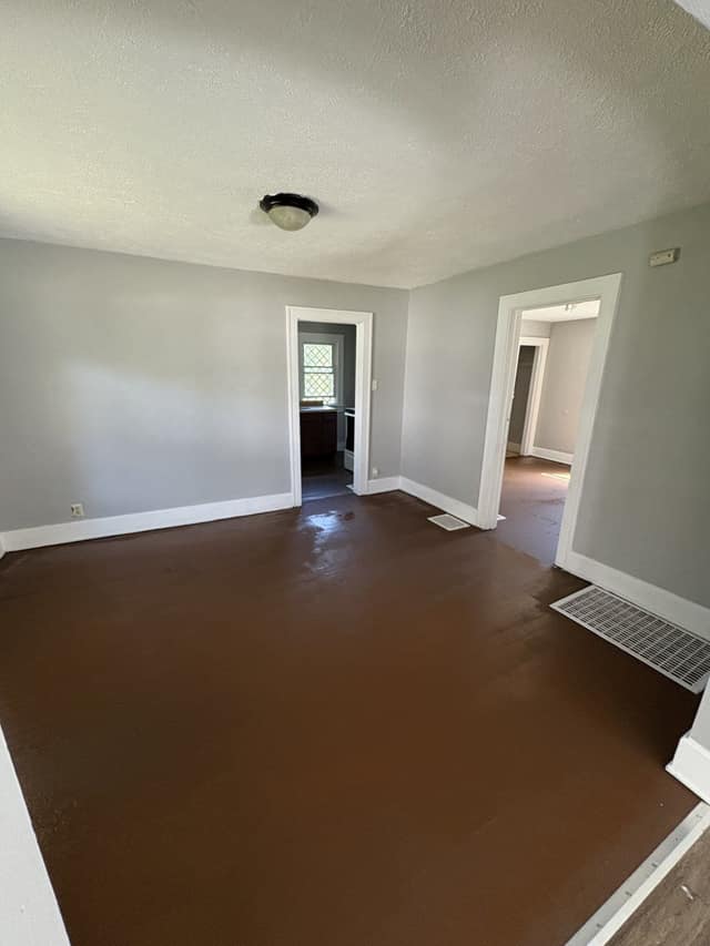238 W Peoria, Decatur, IL: owner financed home, photo 3