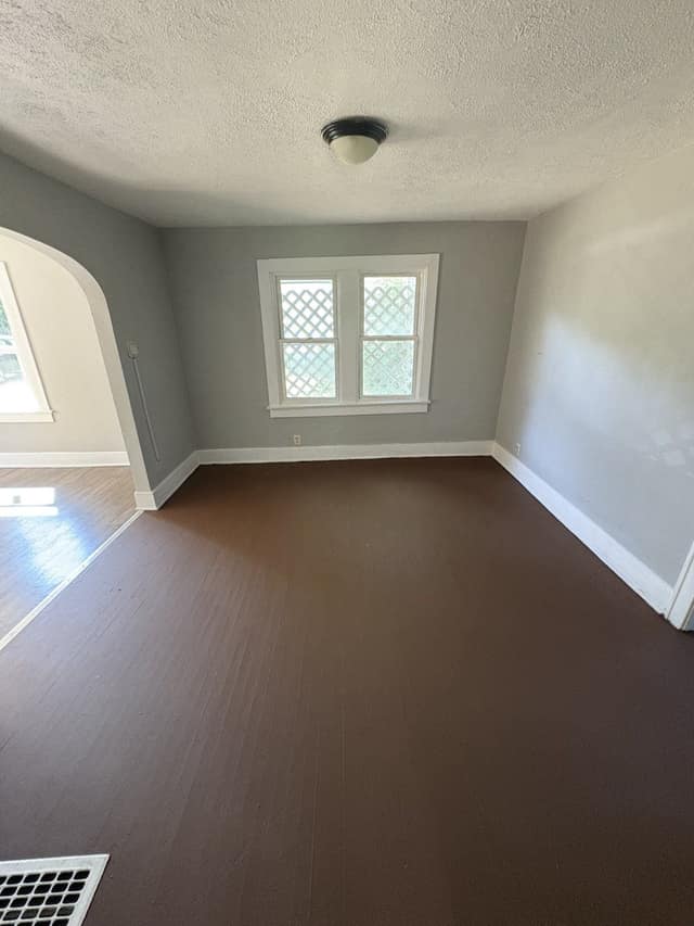 238 W Peoria, Decatur, IL: owner financed home, photo 4