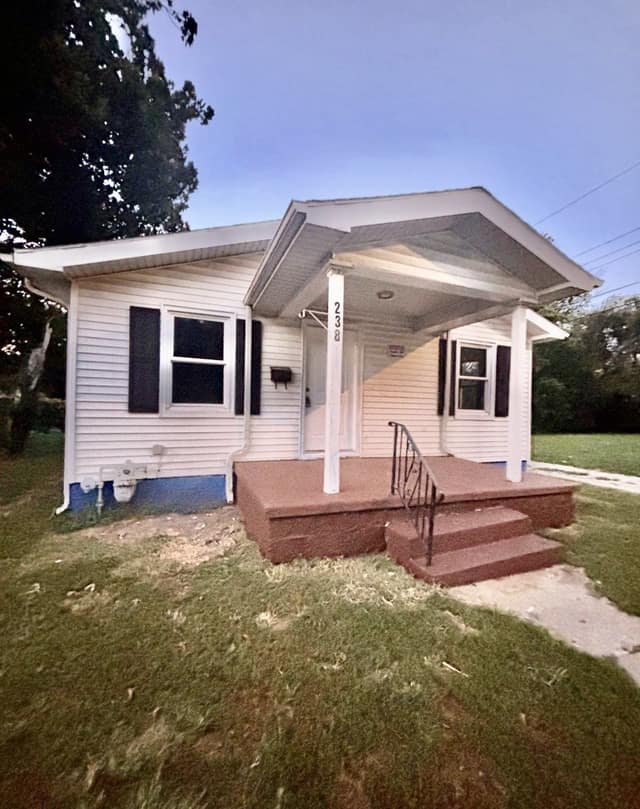 238 W Peoria, Decatur, IL: owner financed home, photo 25
