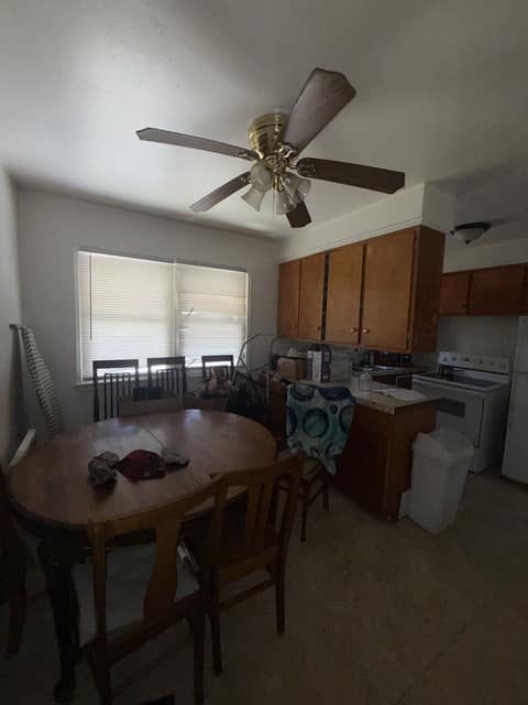 2625 Seneca St, Flint, MI: owner financed home, photo 17