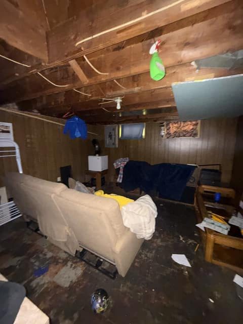 2625 Seneca St, Flint, MI: owner financed home, photo 24