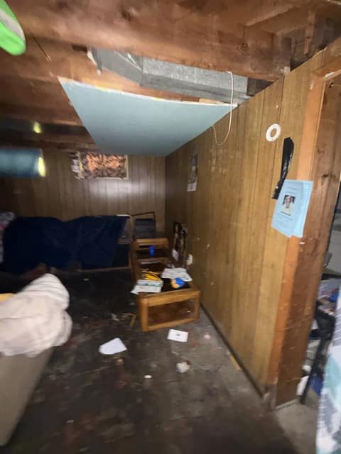 2625 Seneca St, Flint, MI: owner financed home, photo 25