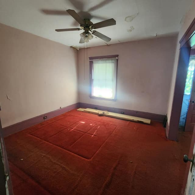 2847 E 98th St, Cleveland, OH: owner financed home, photo 2