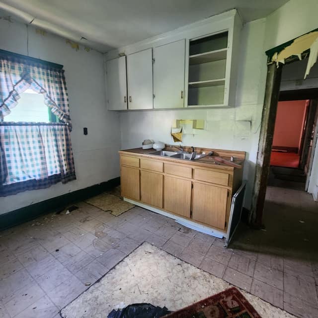 2847 E 98th St, Cleveland, OH: owner financed home, photo 21