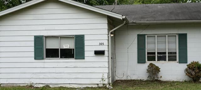 305 W 7th St, Cahokia, IL: owner financed home, photo 1