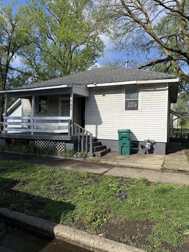 347 N Stone St, Decatur, IL: owner financed home, photo 1