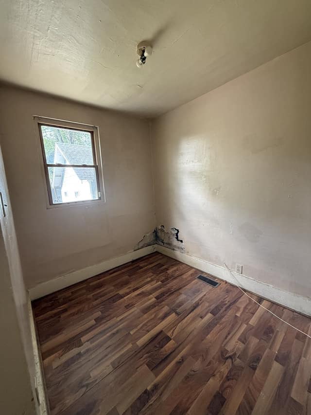 347 N Stone St, Decatur, IL: owner financed home, photo 6