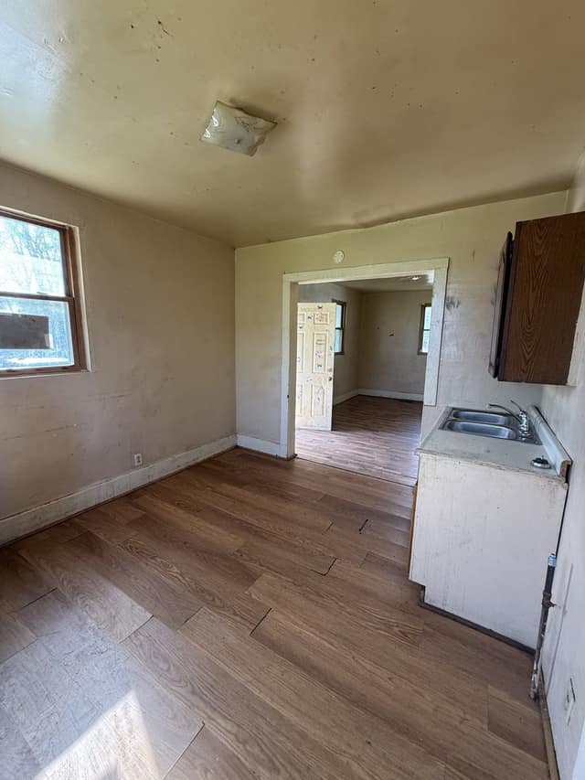 347 N Stone St, Decatur, IL: owner financed home, photo 9