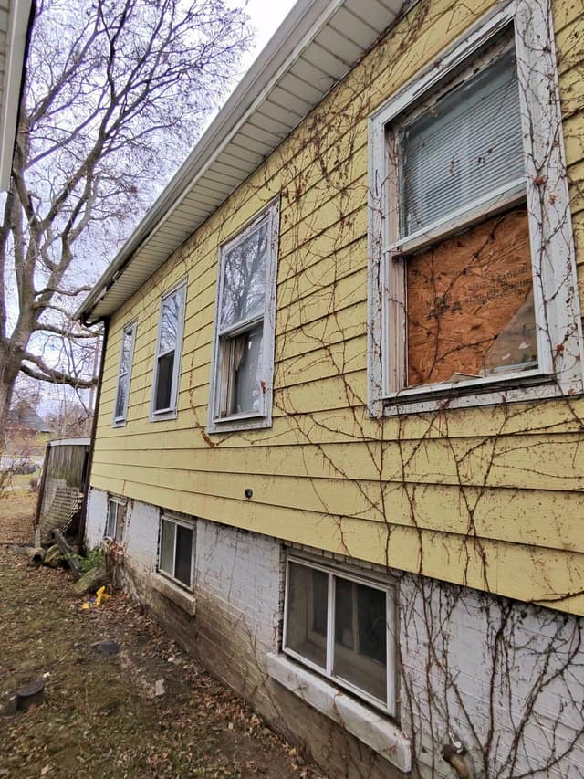 406 Morton St, Peoria, IL: owner financed home, photo 22