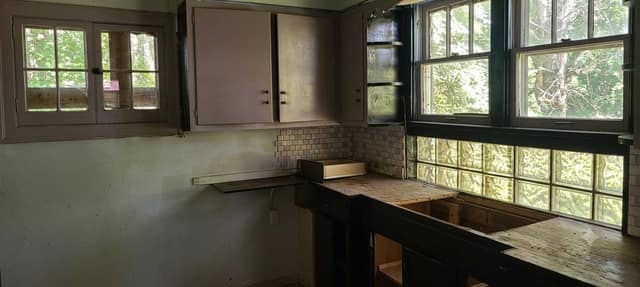 541 N 27th St, East St. Louis, IL: owner financed home, photo 3