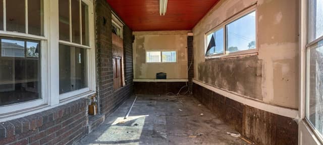 541 N 27th St, East St. Louis, IL: owner financed home, photo 7