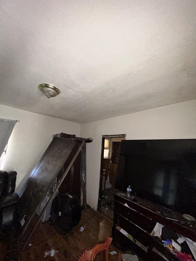 5617 Warren Ave, East St. Louis, IL: owner financed home, photo 12