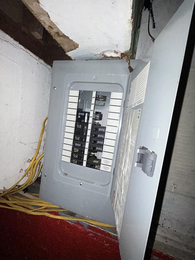 5617 Warren Ave, East St. Louis, IL: owner financed home, photo 27