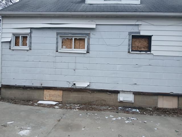 912 Waldman Ave, Flint, MI: owner financed home, photo 6