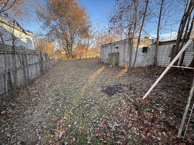 924 N Edmond St, Springfield, IL: owner financed home, photo 12