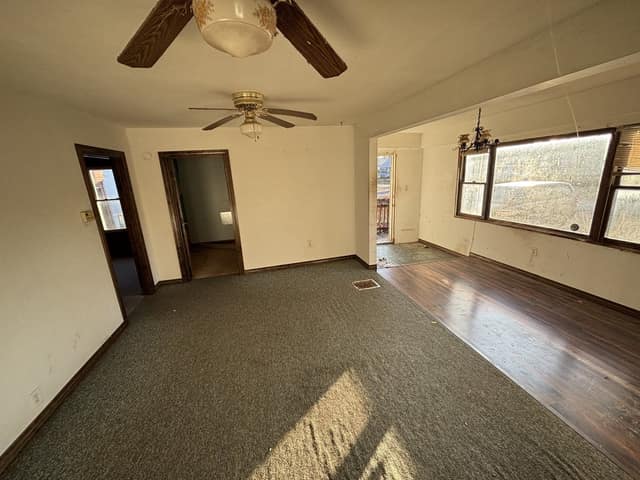 924 N Edmond St, Springfield, IL: owner financed home, photo 2