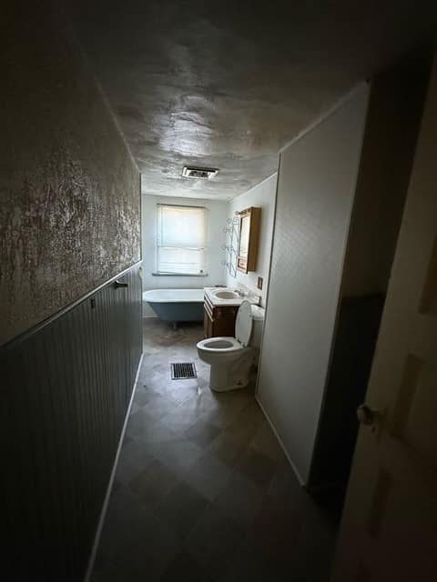 989 W Packard Ave, Decatur, IL: owner financed home, photo 13