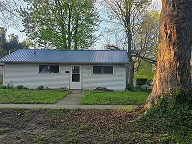 304 Gilbert St, Rossville, IL: owner financed home, photo 10