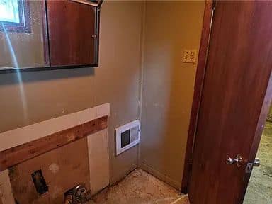 304 Gilbert St, Rossville, IL: owner financed home, photo 7