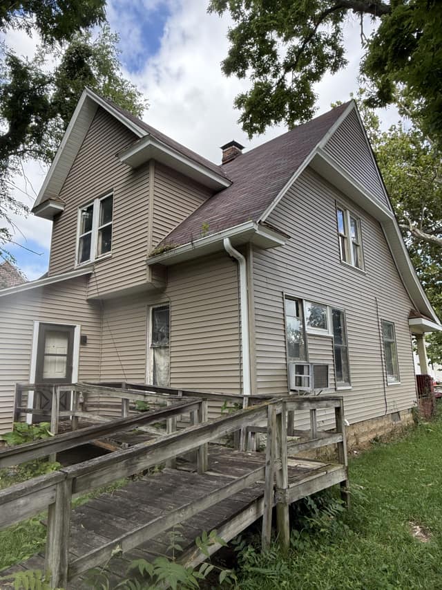 105 N Illinois St, Decatur, IL: owner financed home, photo 6