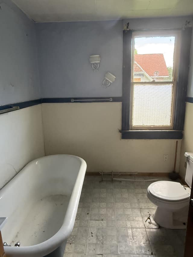 105 N Illinois St, Decatur, IL: owner financed home, photo 22