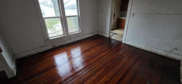 1119 S Brookside Ave, Centralia, IL: owner financed home, photo 2