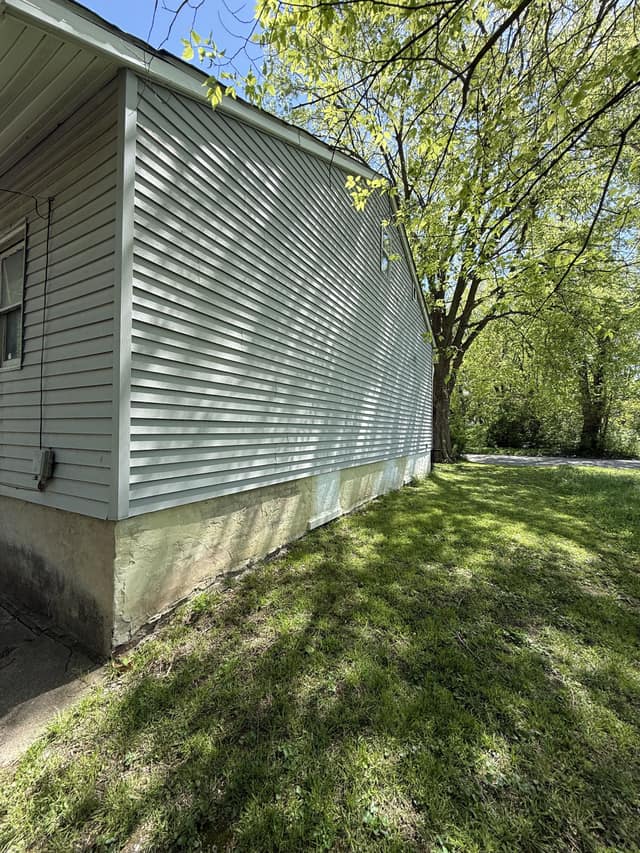 462 W Leafland Ave, Decatur, IL: owner financed home, photo 4