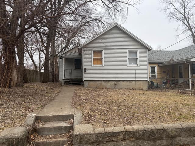 1829 S Stanley St, Peoria, IL: owner financed home, photo 1