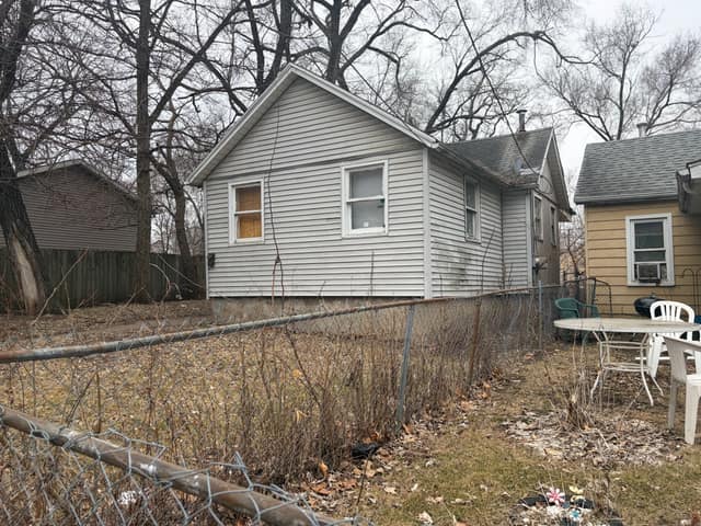 1829 S Stanley St, Peoria, IL: owner financed home, photo 2