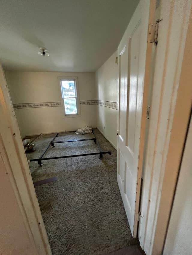 304 N Spruce St, Nokomis, IL: owner financed home, photo 9