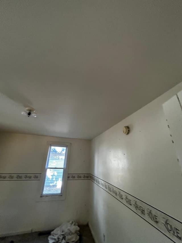 304 N Spruce St, Nokomis, IL: owner financed home, photo 12