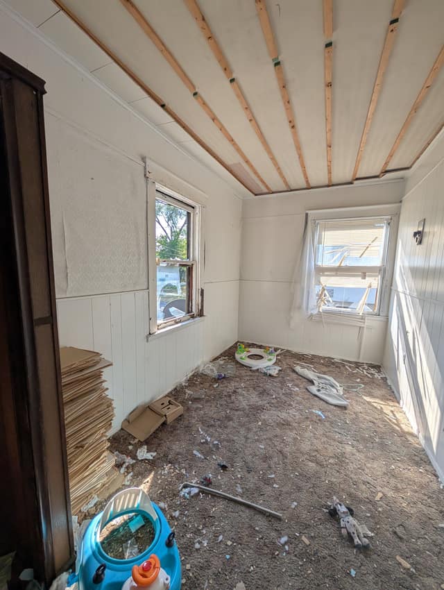 422 S Louisa St, Peoria, IL: owner financed home, photo 10