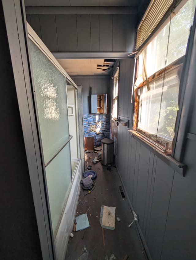 422 S Louisa St, Peoria, IL: owner financed home, photo 11
