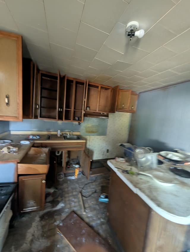422 S Louisa St, Peoria, IL: owner financed home, photo 19