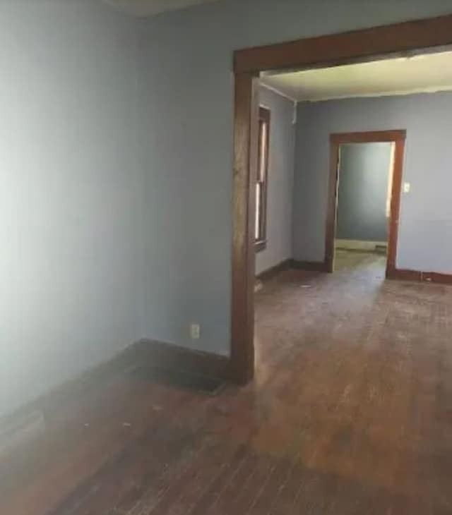437 W Pierce St, Macomb, IL: owner financed home, photo 4